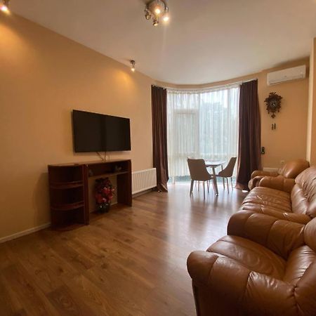 Apartment On Dragomirova Kiev Extérieur photo